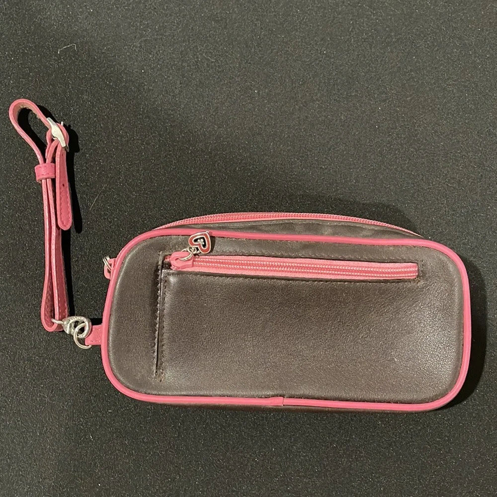 NWT Brighton Leather Cherry Jubilee Wristlet Case Choc Brown Cherries New - Picture 3 of 5